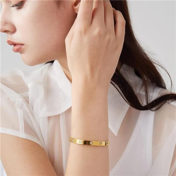 18K Gold Plated Love Friendship Bracelet - Bangle Cuff - Picture 6 of 7